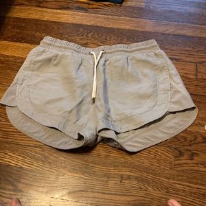 NWOT Athleta linen shorts
